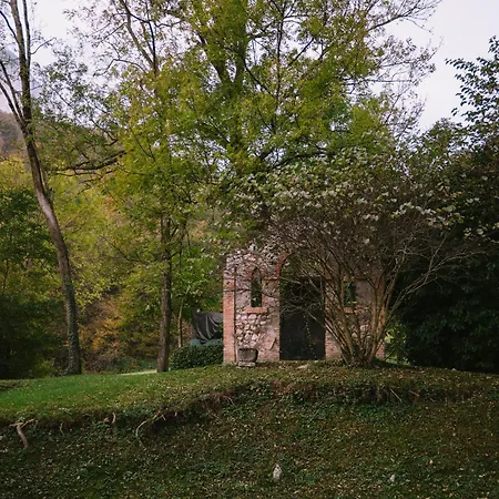 Chateau De Chaulnes Noyarey