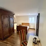 Pensión Chateau De Chaulnes 3*